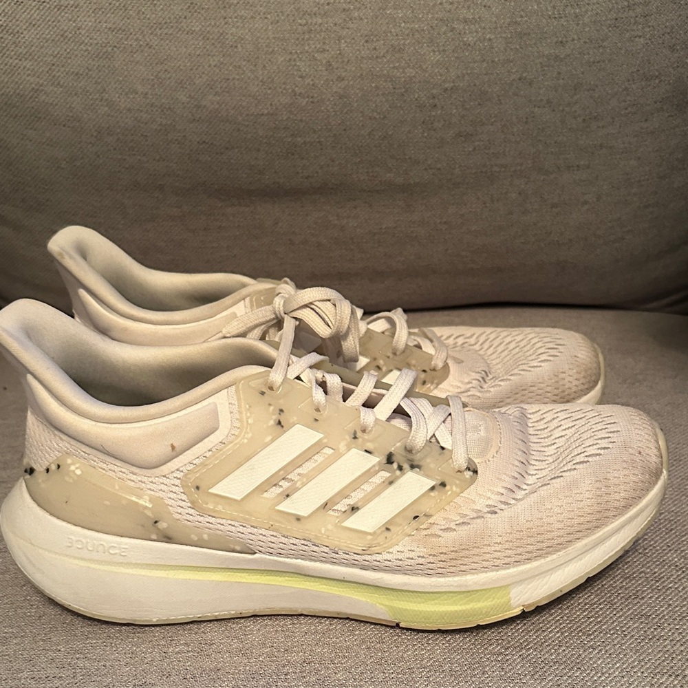 adidas Women's Off-White/Yellow Speckled Running Sneakers size 8.5